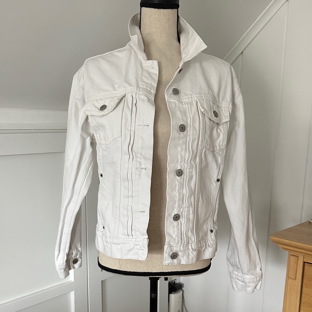 Old Navy Women's White Jean Jacket